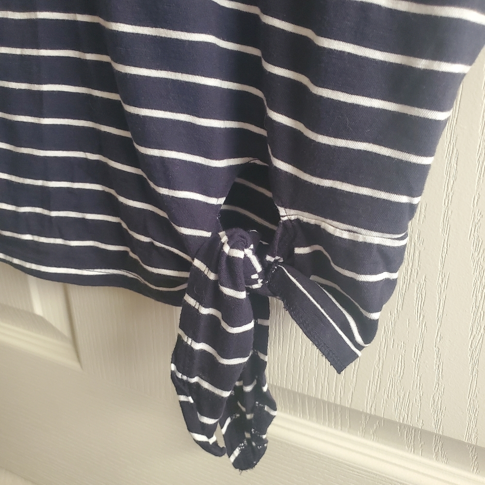NWOT Banana Republic Malibu Tee with Tie Hem Navy & White Stripe Size XXL - Picture 4 of 6
